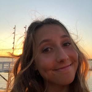 Meet your Posher, Francesca